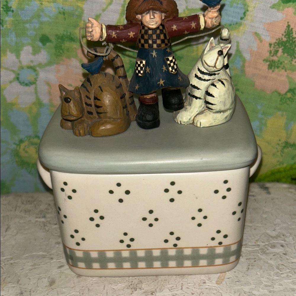 Decorative Ceramic Box with Figurines